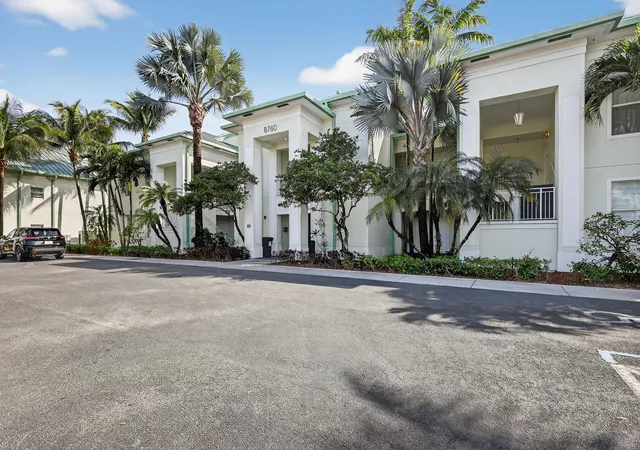 Homes for sale in Doral, FL | 5300 Nw 87th Ave #1215, Doral, FL 33178 | MLS# R11167099