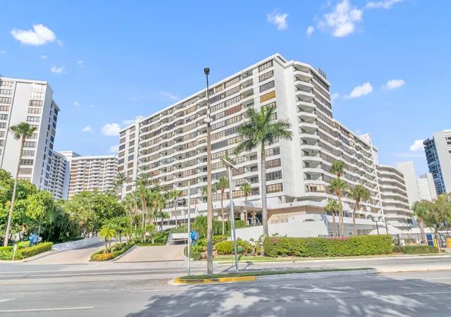 21st image of 500 Three Islands Blvd #109, Hallandale Beach, FL 33009 | MLS# F10555144
