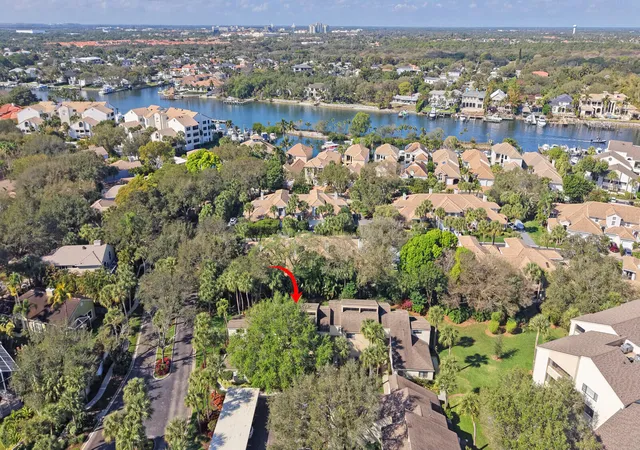 Homes for sale in Juno Beach, FL | 215 Oak Harbour Dr, Juno Beach, FL 33408 | MLS# R11167272
