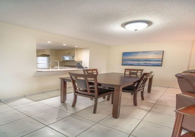 3rd image of 131 Se 3Rd Ave #608, Dania Beach, FL 33004 | MLS# F10555232