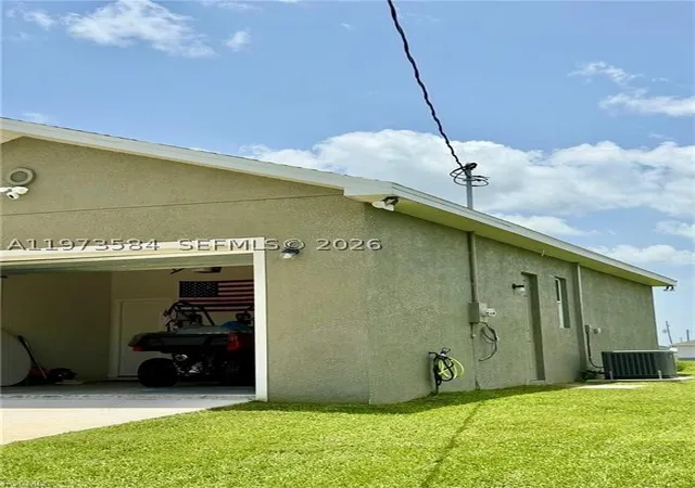 3rd image of 1818 Inwood Rd, La Belle, FL 33935 | MLS# A11973584