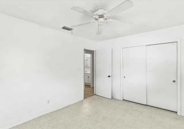 32nd image of 560 564 Ne 34th St, Oakland Park, FL 33334 | MLS# F10555291