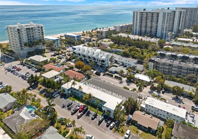Homes for sale in Pompano Beach, FL | 3212 Ne 7th Pl #12, Pompano Beach, FL 33062 | MLS# F10555089