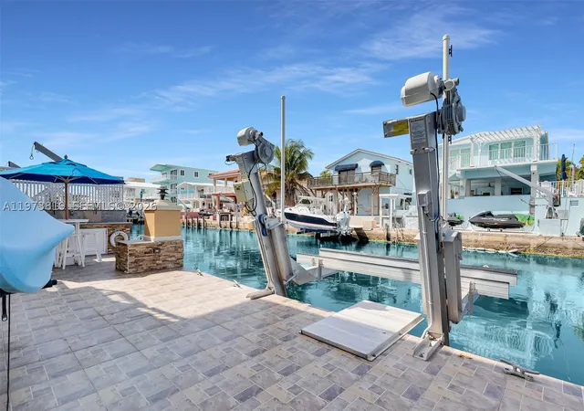 Photo 2 of Single family home for sale at 226 Normandy Dr, Tavernier, FL 33070 | MLS# A11973819 | Listing updated on 2026-07-29