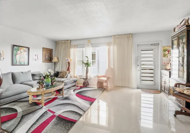 Homes for sale in West Palm Beach, FL | 307 Wellington A, West Palm Beach, FL 33417 | MLS# R11167462
