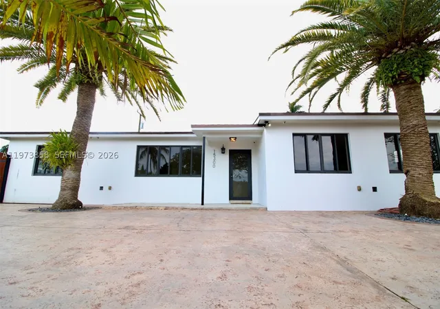 Photo 4 of Single family home for sale at 15300 Sw 299Th St, Homestead, FL 33033 | MLS# A11973858 | Listing updated on 2026-04-02
