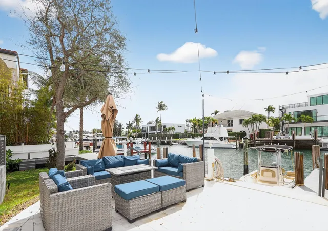 2nd image of 1524 SE 12th St, Fort Lauderdale, FL 33316