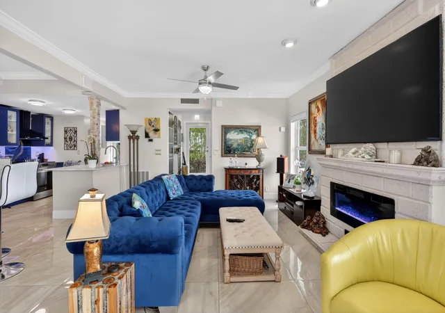 5th image of 1524 Se 12Th St #6, Fort Lauderdale, FL 33316 | MLS# R11167562