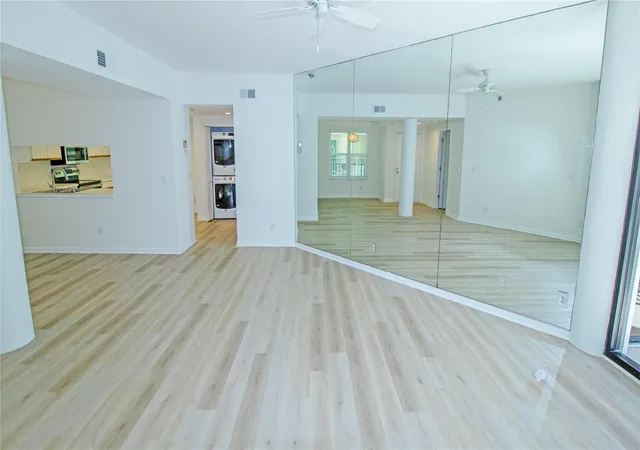 5th image of 221 Ne Plantation Rd #213, Stuart, FL 34996 | MLS# F10555374