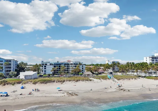 Homes for sale in Deerfield Beach, FL | 665 Se 21st Ave #107, Deerfield Beach, FL 33441 | MLS# F10555267