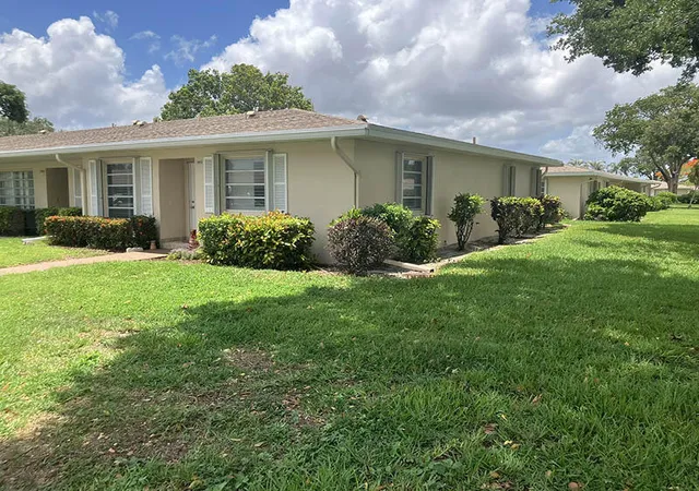 1st image of 8871 Warwick Dr, Boca Raton, FL 33433 | MLS# R11167620