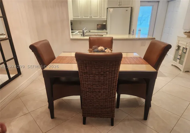 Listing Photo 4 - Condo for sale in building located at 5101 Nw 34Th St, Lauderdale Lakes, FL 33319 - Unit #101
