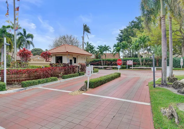 66th image of 23417 Water Cir, Boca Raton, FL 33486 | MLS# F10551461