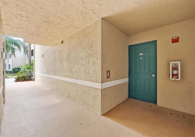 2nd image of 278 Village Blvd #8106, Tequesta, FL 33469 | MLS# R11167971