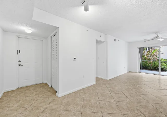 3rd image of 278 Village Blvd #8106, Tequesta, FL 33469 | MLS# R11167971