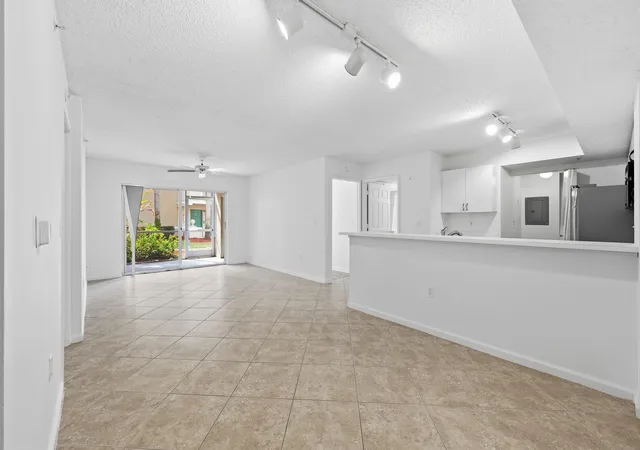 4th image of 278 Village Blvd #8106, Tequesta, FL 33469 | MLS# R11167971