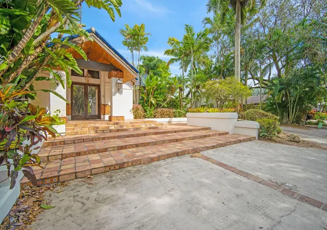2nd image of 5720 Sw 33rd Ter, Fort Lauderdale, FL 33312 | MLS# F10555731