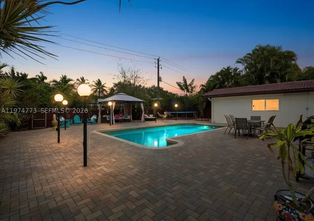 Photo 4 of Single family home for sale at 4925 Tyler St, Hollywood, FL 33021 | MLS# A11974773 | Listing updated on 2026-10-05