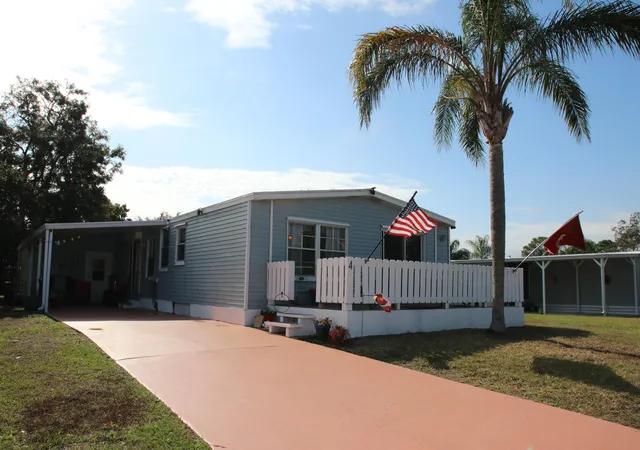 Homes for sale in Port St Lucie, FL | 4 Cartagesa, Port St Lucie, FL 34952 | MLS# R11168097
