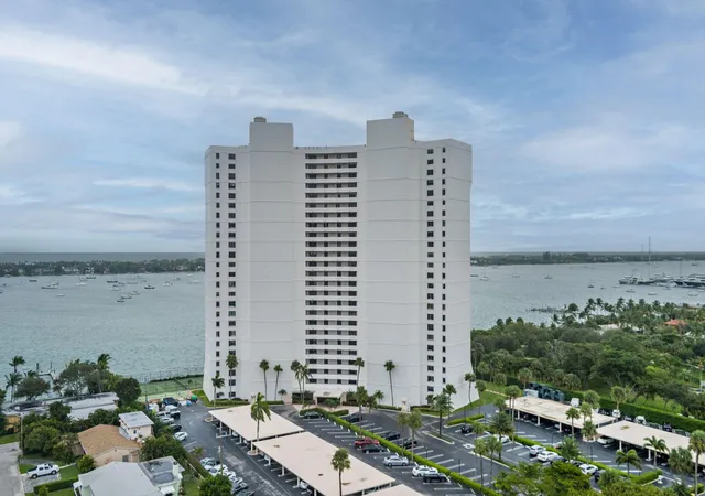 1st image of 5200 N Flagler Dr #404, West Palm Beach, FL 33407 | MLS# R11168175