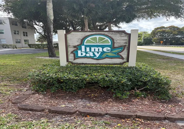 Homes for sale in Tamarac, FL | 9330 Lime Bay Blvd #208, Tamarac, FL 33321 | MLS# F10555656