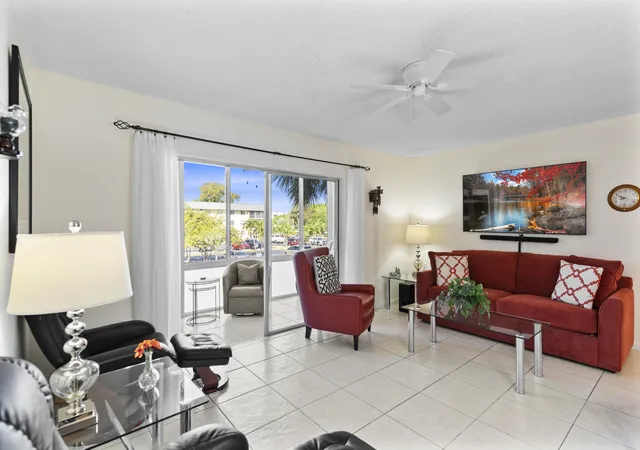 Homes for sale in Tamarac, FL | 5180 E Sabal Palm Blvd #234, Tamarac, FL 33319 | MLS# R11168230