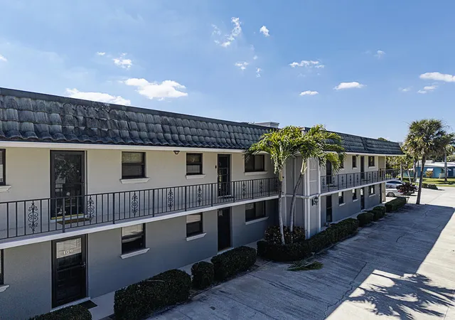 Homes for sale in North Palm Beach, FL | 714 Northlake Ct #208, North Palm Beach, FL 33408 | MLS# R11168245
