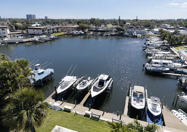 Homes for sale in North Palm Beach, FL | 714 Northlake Ct #208, North Palm Beach, FL 33408 | MLS# R11168245