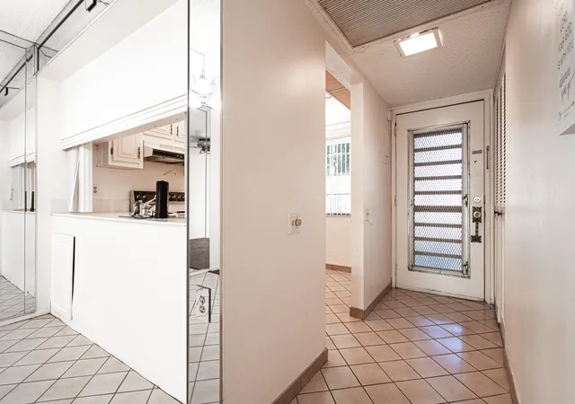 1st image of 4602 Martinique Wy #E1, Coconut Creek, FL 33066 | MLS# R11168308