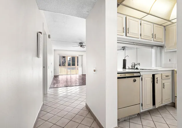 3rd image of 4602 Martinique Wy, Coconut Creek, FL 33066
