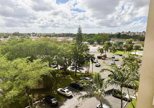 2nd image of 3940 Inverrary Blvd, Lauderhill, FL 33319