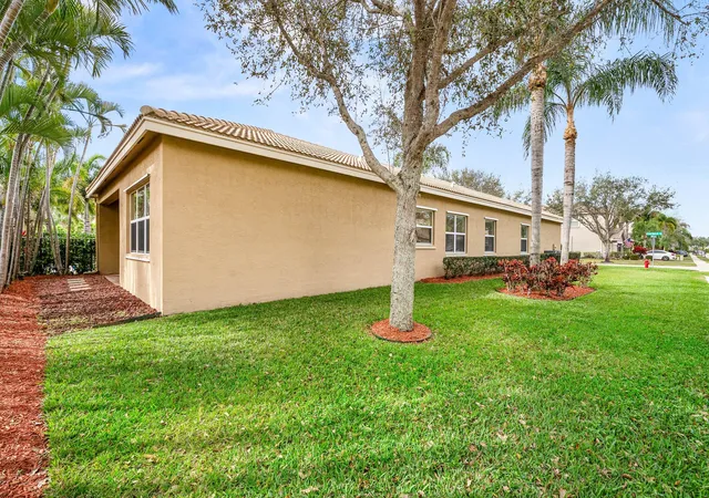Homes for sale in Boynton Beach, FL | 11546 Ponywalk Trl, Boynton Beach, FL 33473 | MLS# R11168424
