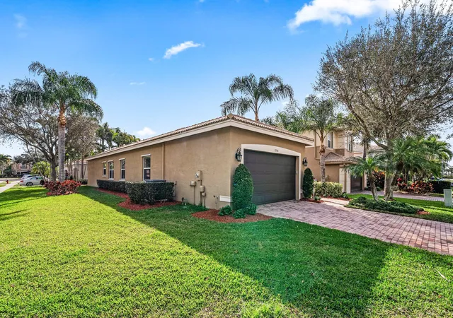 Homes for sale in Boynton Beach, FL | 11546 Ponywalk Trl, Boynton Beach, FL 33473 | MLS# R11168424