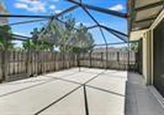 1st image of 7622 N 76th Wy #200, West Palm Beach, FL 33407 | MLS# F10556017