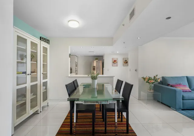 3rd image of 520 Se 5Th Ave, North Lauderdale, FL 33301