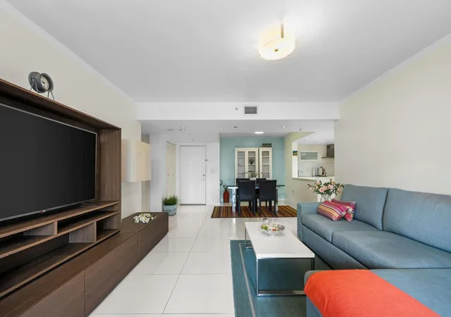 5th image of 520 Se 5Th Ave, North Lauderdale, FL 33301