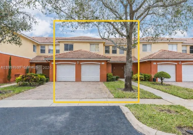 2nd image of 7401 Palomino Dr #114-1, Davie, FL 33024 | MLS# A11957937