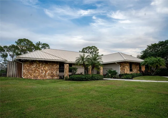4th image of 1872 Se Colony Way, Jupiter, FL 33478 | MLS# A11975391