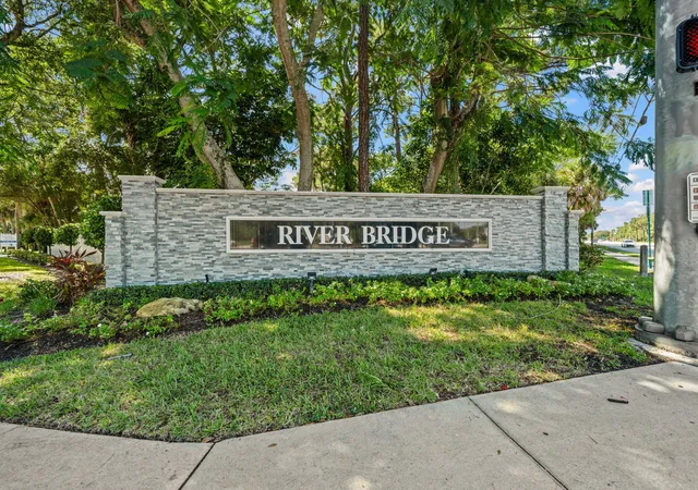 23rd image of 600 Crosswinds Dr #C2, Greenacres, FL 33413 | MLS# R11168619