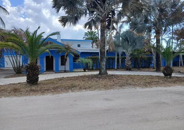 1st image of 4500 Sw Boatramp Ave, Palm City, FL 34990 | MLS# R11168640