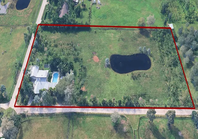2nd image of 4500 Sw Boatramp Ave, Palm City, FL 34990 | MLS# R11168640