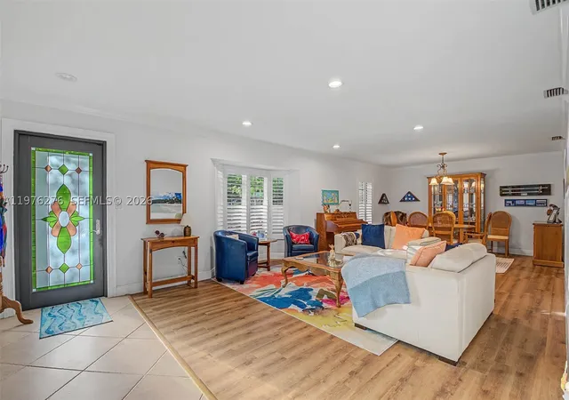 3rd image of 15401 Sw 81 Av, Palmetto Bay, FL 33157 | MLS# A11976276