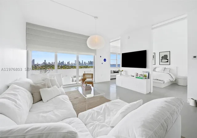 Condo for sale at 3 Island Ave #PH-G, Miami Beach, FL 33139 | MLS# A11976803 | Listing updated on 2026-03-31