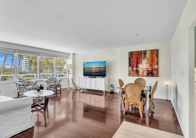 1st image of 3300 Ne 36Th St #220, Fort Lauderdale, FL 33308 | MLS# F10556069