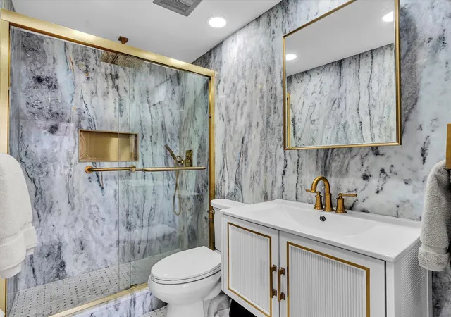 5th image of 3300 Ne 36Th St #220, Fort Lauderdale, FL 33308 | MLS# F10556069