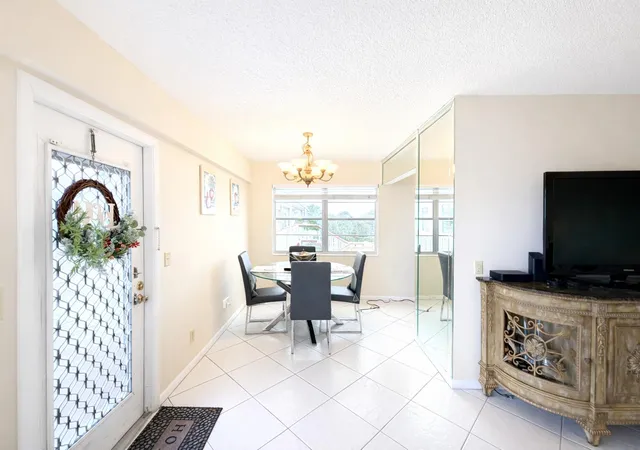 Homes for sale in Boca Raton, FL | 33 Preston A, Boca Raton, FL 33434 | MLS# R11168772