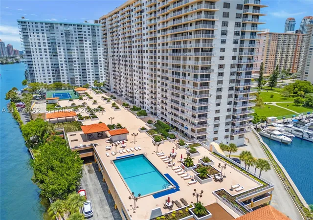Photo 2 of Condo for sale at 290 174th St #1006, Sunny Isles Beach, FL 33160 | MLS# A11976952 | Listing updated on 2026-06-17