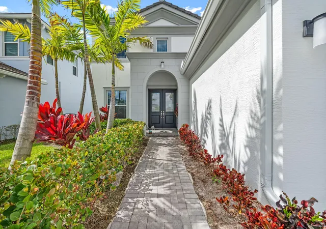 3rd image of 5449 Empire Dr, Loxahatchee, FL 33470 | MLS# R11168868