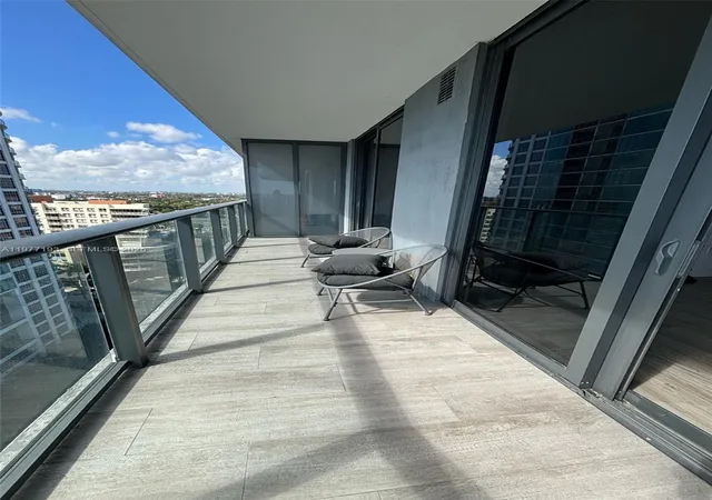3rd image of 121 Ne 34Th St #1503, Miami, FL 33137 | MLS# A11977193