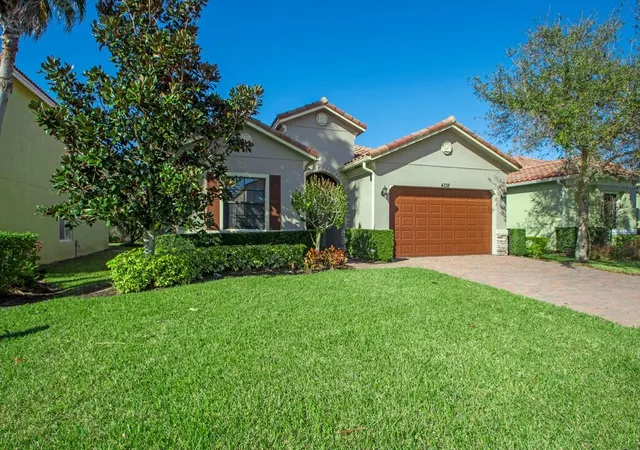 Homes for sale in Vero Beach, FL | 4338 56th Ln, Vero Beach, FL 32967 | MLS# R11168924